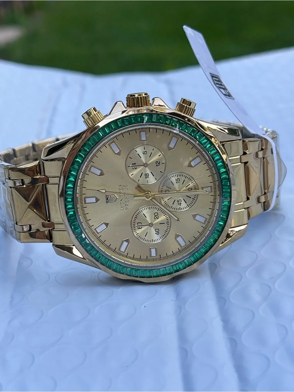 Invicta this eye
